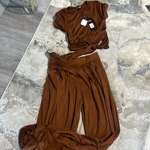 FASHION NOVA matching pants set